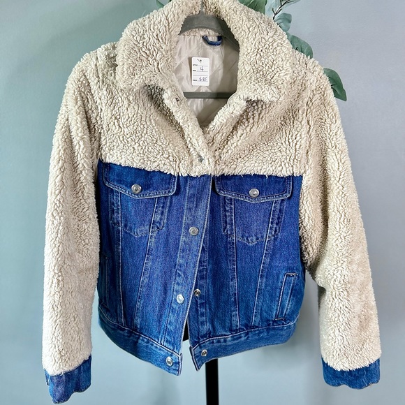 Topshop Jackets & Blazers - S O L D - Top Shop - denim and Sherpa jacket